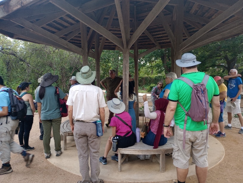 image of group at field trip